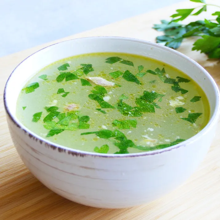 Bouillon de poulet maison